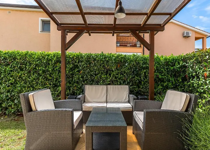 Apartman Casa Lori Rosini